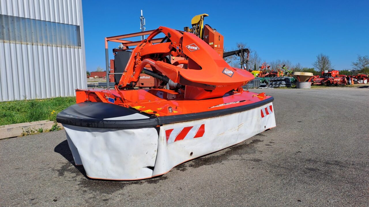 Faucheuse conditionneuse Kuhn FC3125 D FF © Ets Bousquié