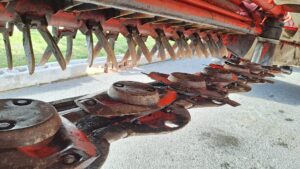 Faucheuse conditionneuse Kuhn FC313 LIFT CONTROL