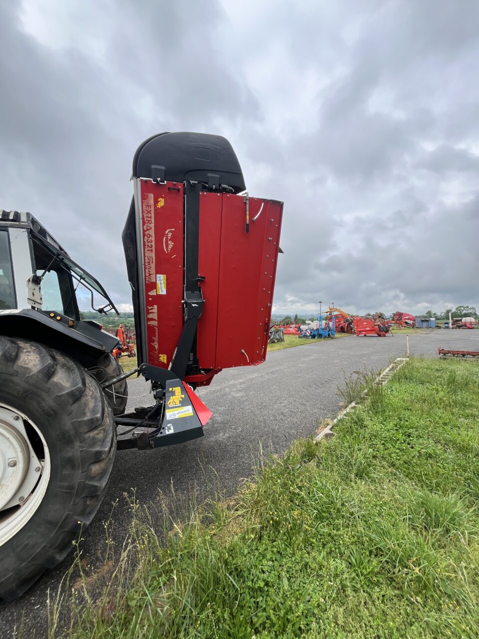 Faucheuse conditionneuse Vicon EXTRA 632 T © Ets Bousquié
