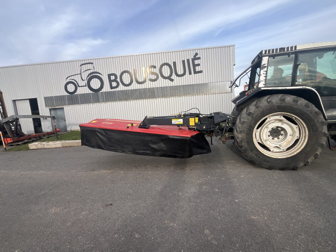 Faucheuse Vicon EXTRA 432 H © Ets Bousquié