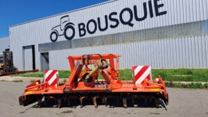 Herse rotative Kuhn HR303D