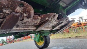 Faucheuse conditionneuse John Deere 1465
