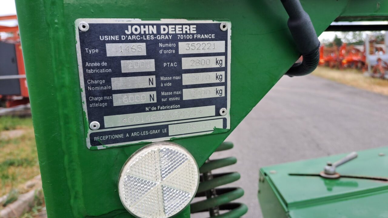Faucheuse conditionneuse John Deere 1465 © Ets Bousquié