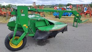 Faucheuse conditionneuse John Deere 1465
